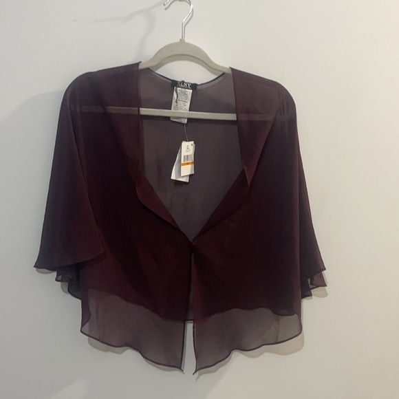 Burgundy shawl - Picture 2 of 4